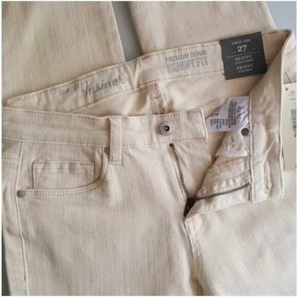 🇨🇦 SMART SET - Low-Rise Skinny Jeans - Picture 5 of 15